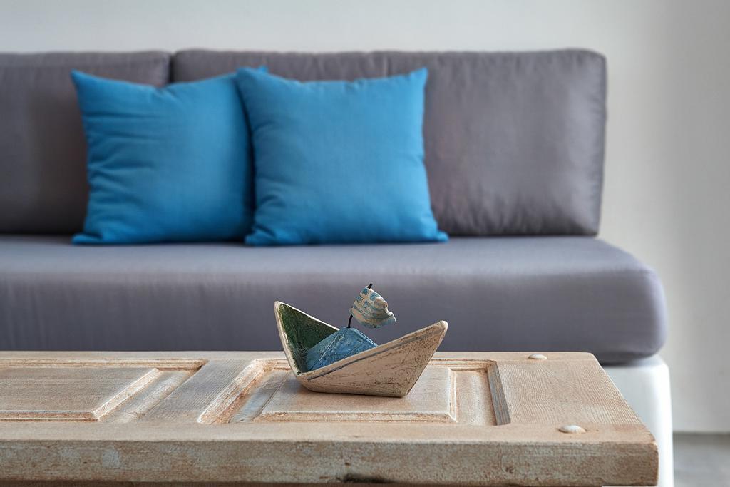 Liakada Oia Suites ภายนอก รูปภาพ