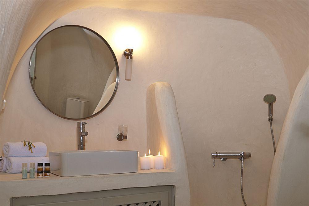 Liakada Oia Suites ภายนอก รูปภาพ