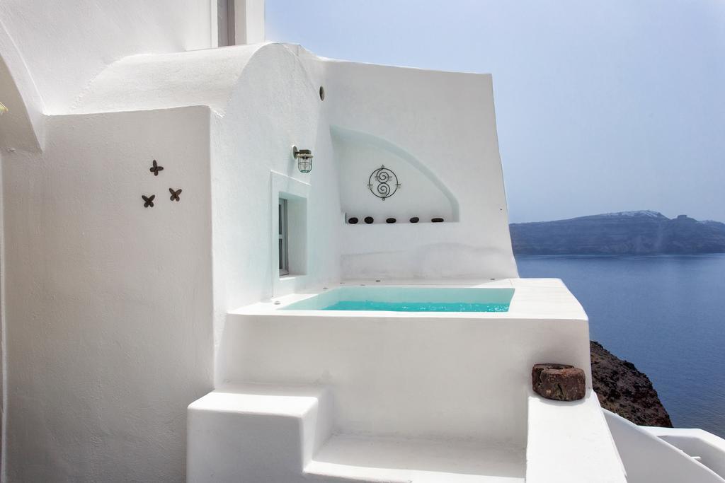Liakada Oia Suites ภายนอก รูปภาพ