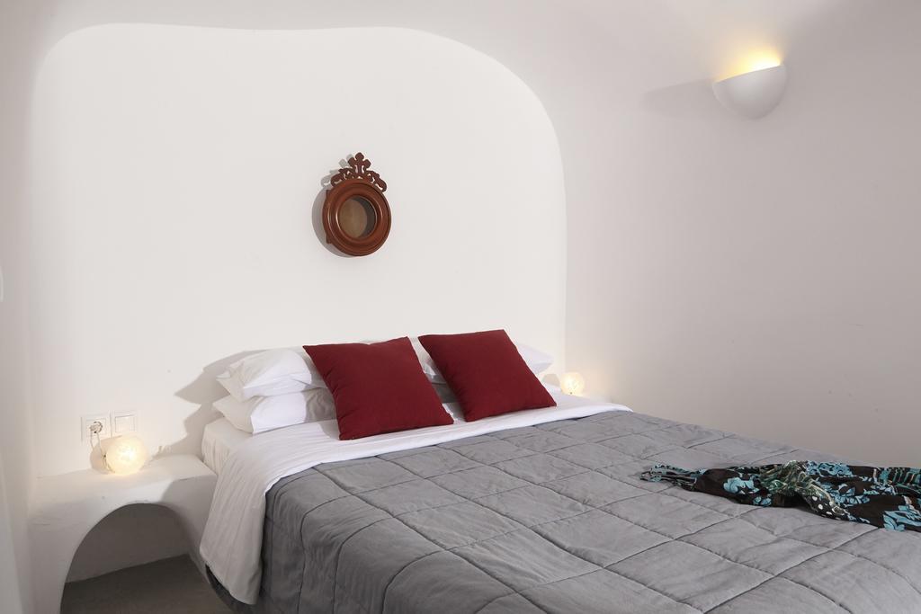 Liakada Oia Suites ภายนอก รูปภาพ