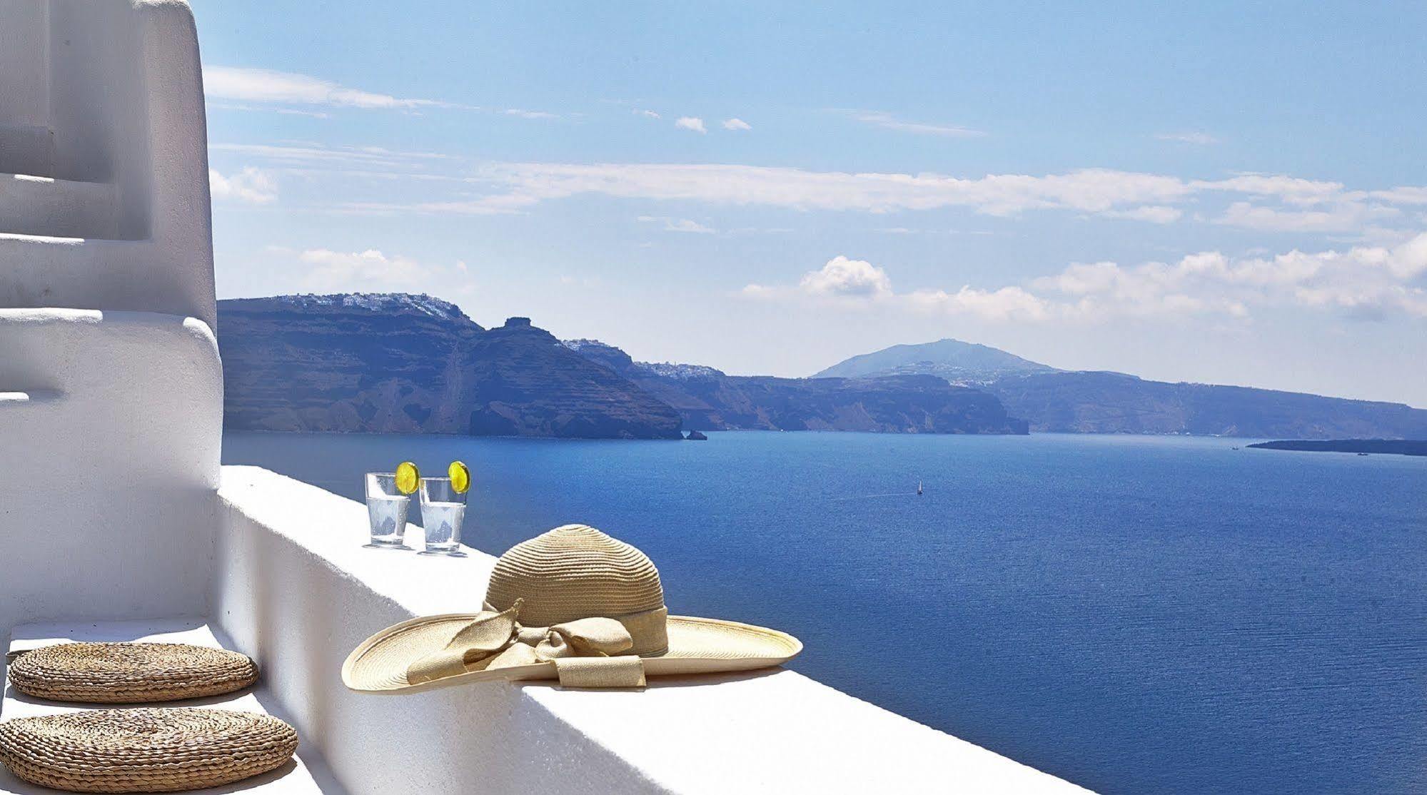 Liakada Oia Suites ภายนอก รูปภาพ