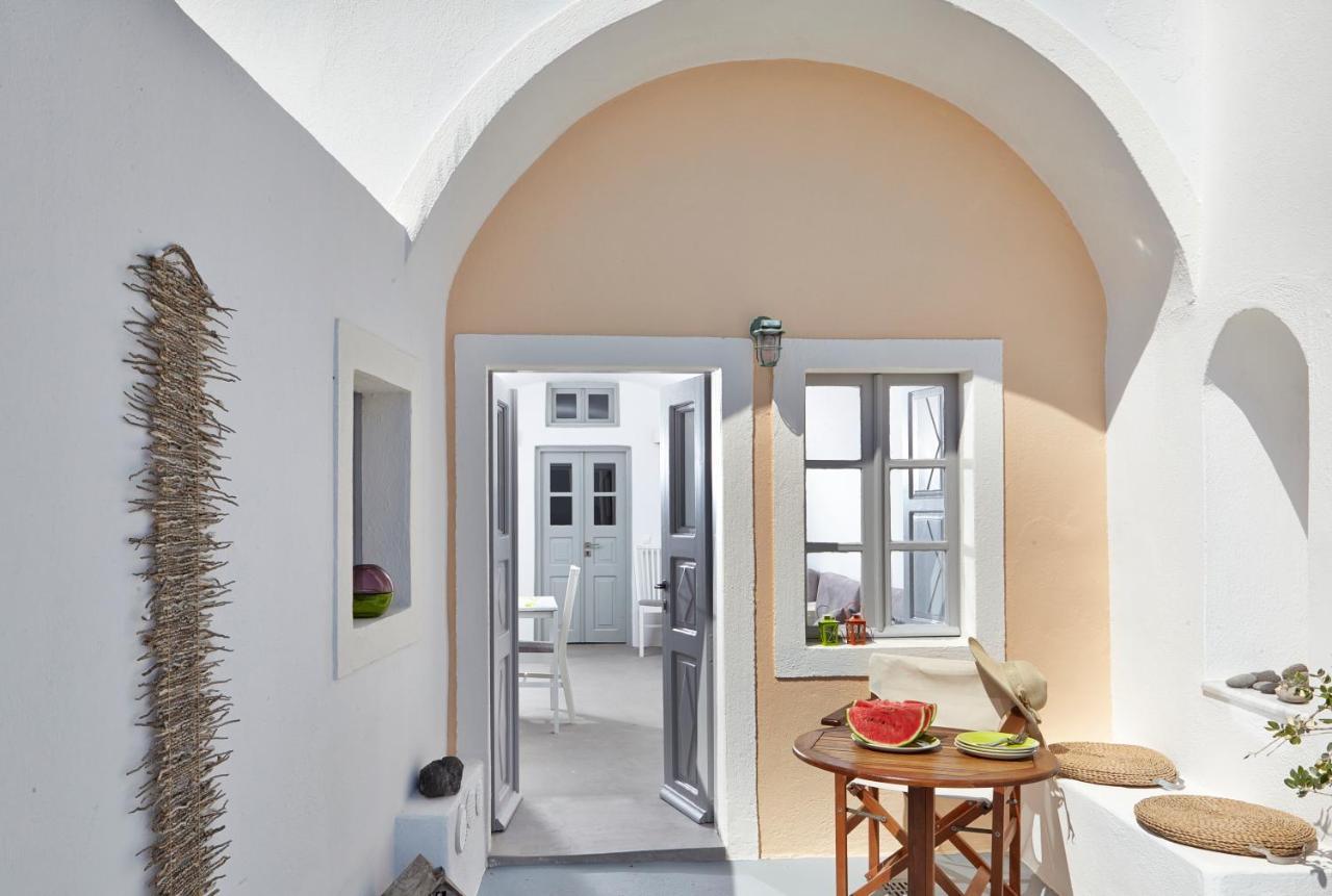 Liakada Oia Suites ภายนอก รูปภาพ