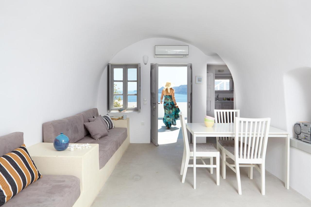 Liakada Oia Suites ภายนอก รูปภาพ
